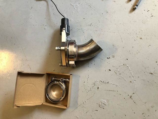 Escape válvula + abrazaderas