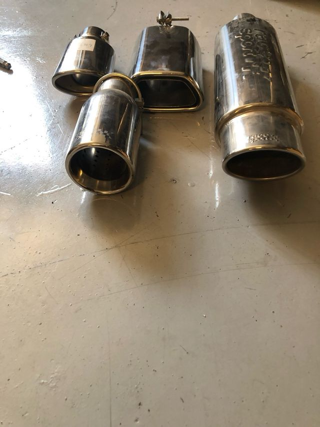 Escape válvula + abrazaderas