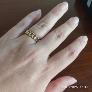 Anillo dorado trenzado