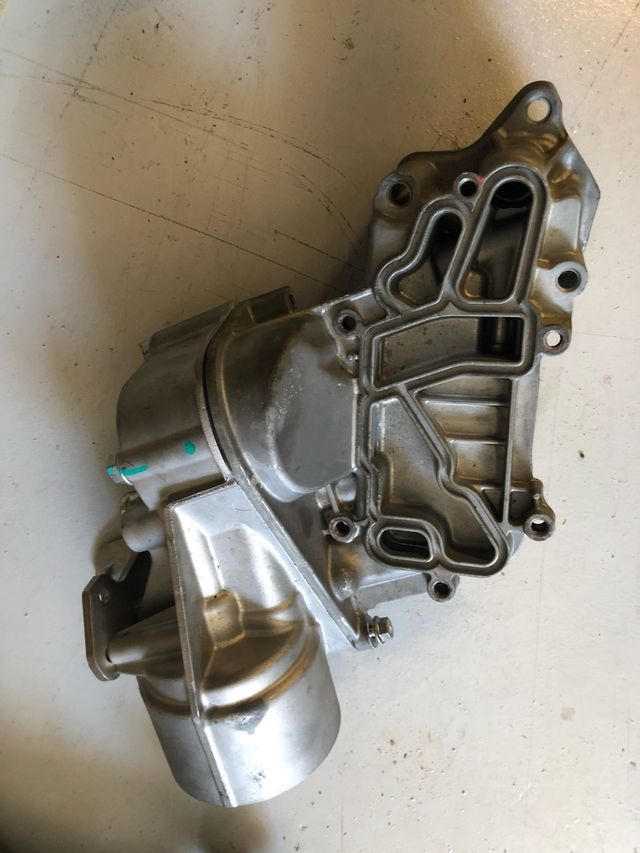 Compresor A/C + Alternador y varios