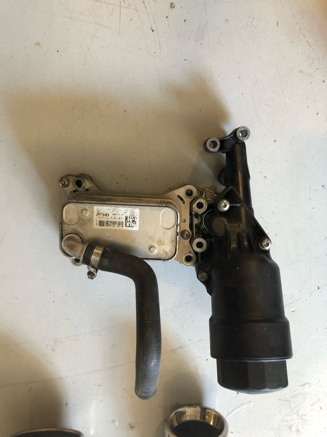 Compresor A/C + Alternador y varios