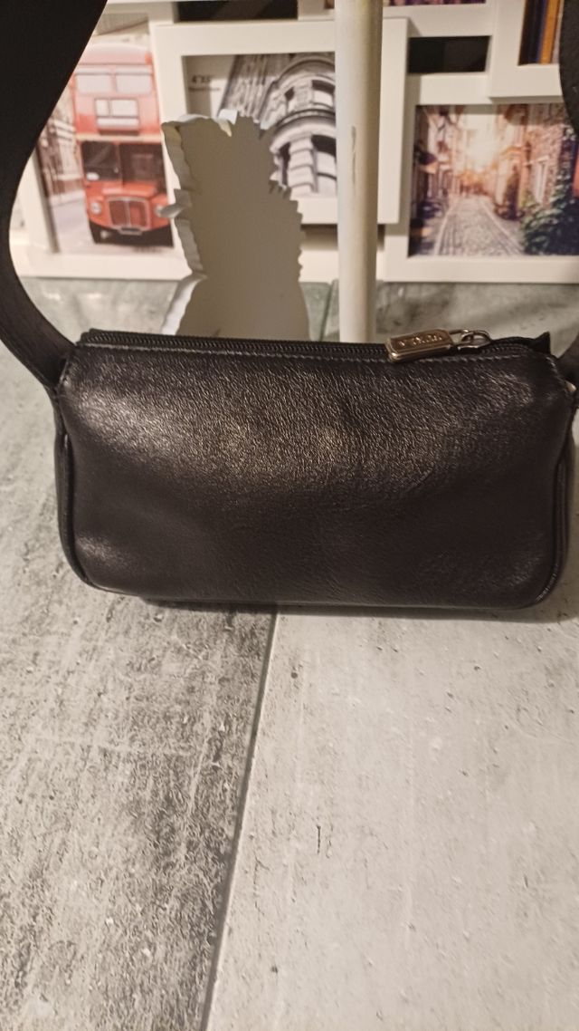 Furla - Borsetta nera a tracolla