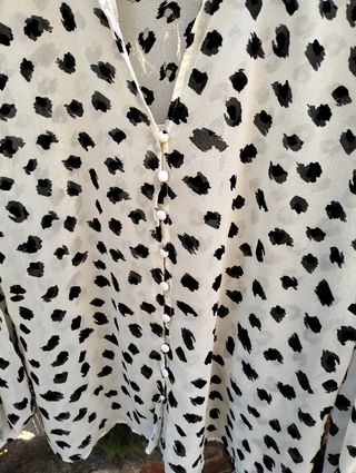 Blusa Zara - Leopardo Blanco y Negro