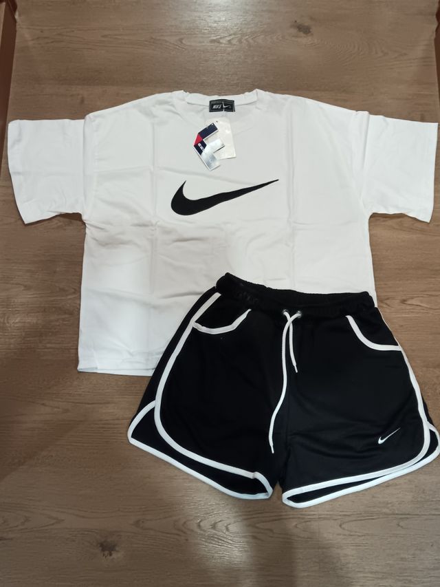 Conjunto Nike blanco y negro