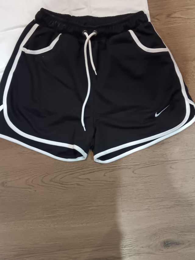 Conjunto Nike blanco y negro