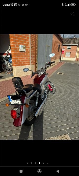 Hyosung Aquila 250cc - Roja y Plata
