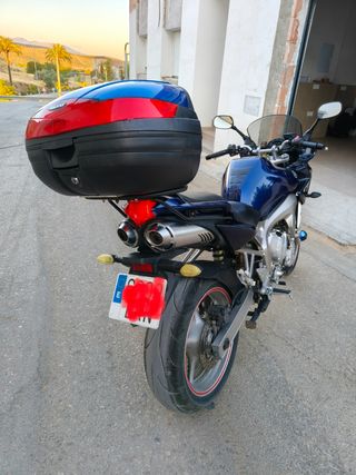 Yamaha FZ6 S1 - Moto 2005