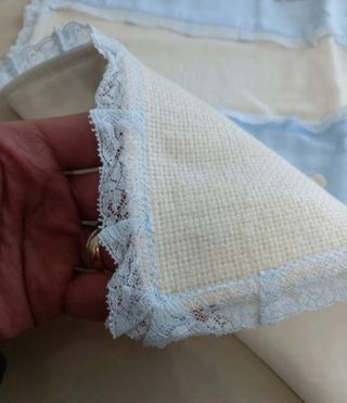 Coperta nascita neonato con pizzo,fatta da sarta 