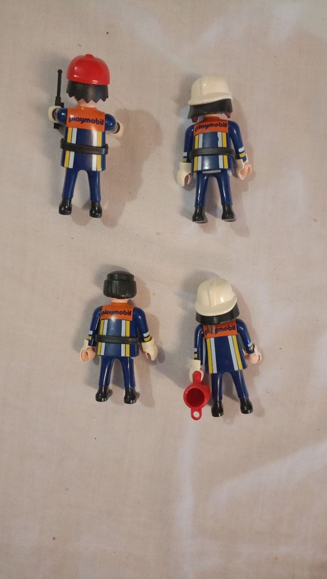 4 FIGURE PLAYMOBIL VIGILI DEL FUOCO