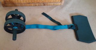 Ruota Addominali Corength con elastico e tappetino