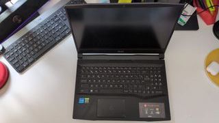 Portátil MSI Pulse GL66 12UEK Gaming