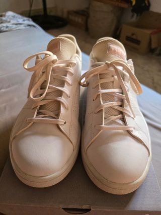 Zapatillas Adidas Advantage Base blancas 37.5