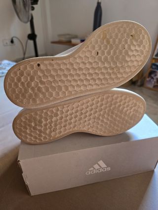 Zapatillas Adidas Advantage Base blancas 37.5