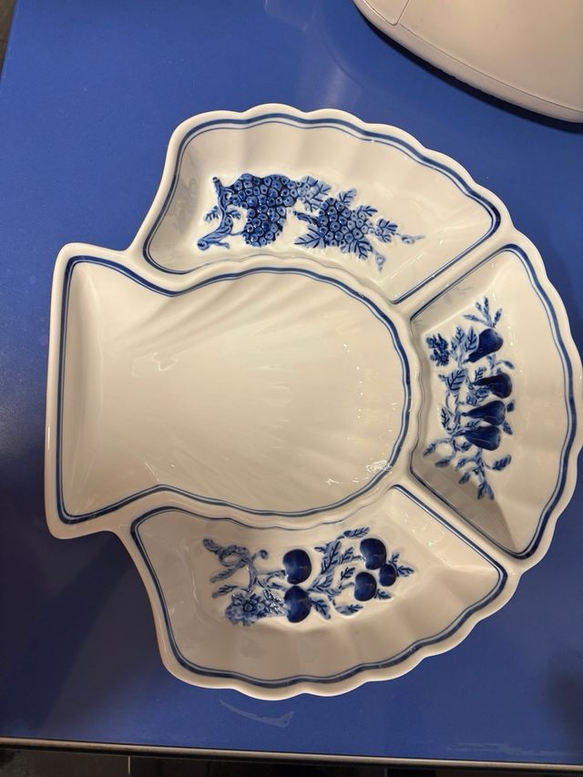 Fuente porcelana azul y blanca