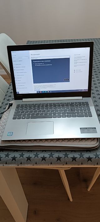 Portátil Lenovo ideapad 330