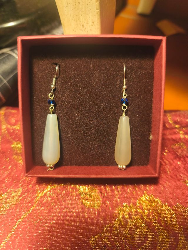 Orecchini perle bianche e blu