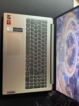 Portatil Lenovo IdeaPad 1 15AMN7