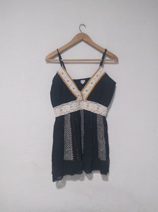 Vestido negro con encaje - Talla S