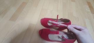 Tacones rojos plataforma - 37