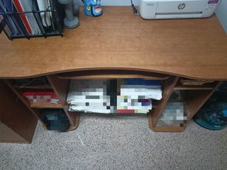 Escritorio madera marrón