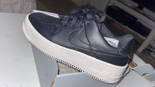Nike Air Force 1 Shadow - Negras