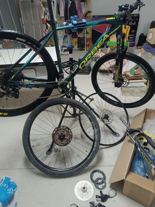 Bicicleta MTB cambio a carretera 