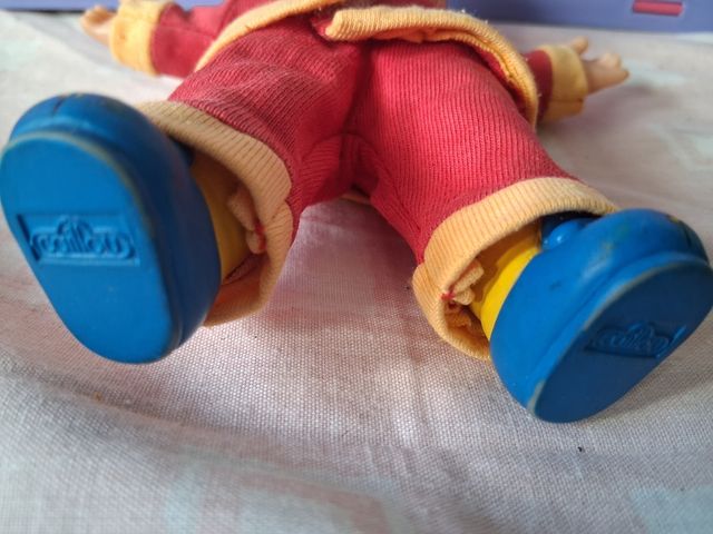 Bambola Caillou famosa