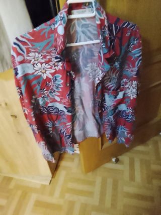 Camisa hawaiana roja talla M
