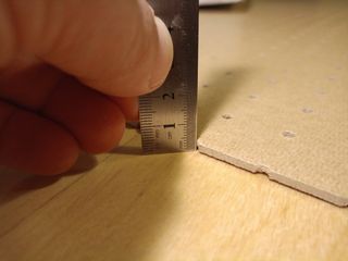 Panel perforado madera, porta herramientas 90x59cm