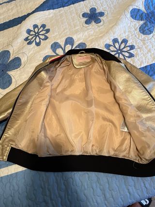 Chaqueta bomber dorada