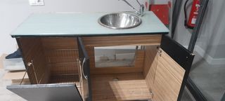 Lavacabezas peluquería: asiento blanco y negro,