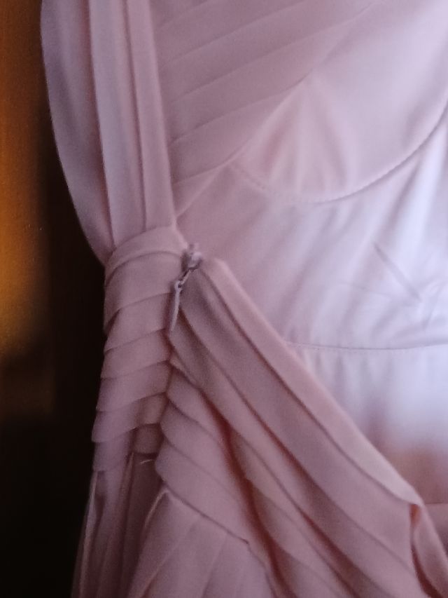 Vestido ceremonia plisado rosa