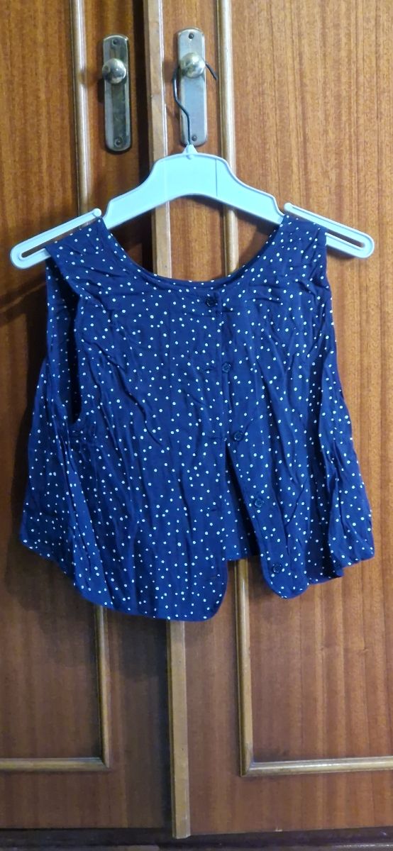 Blusa azul sin mangas - lunares blancos