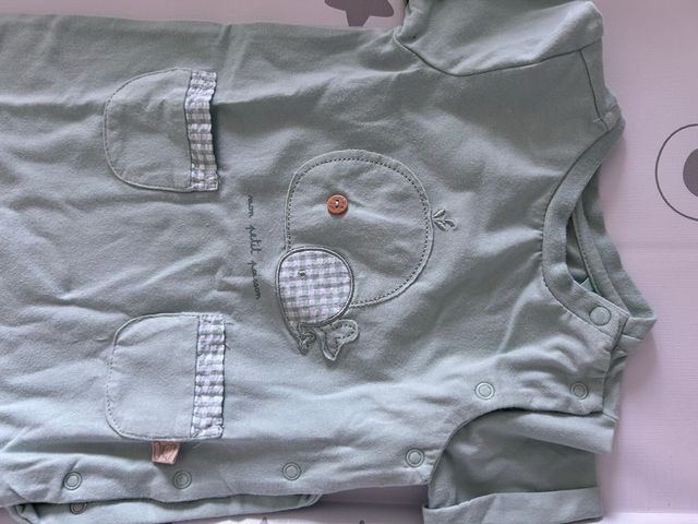 Pagliaccetto neonato verde chiaro