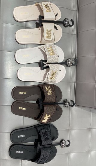Chanclas Michael Kors MK
