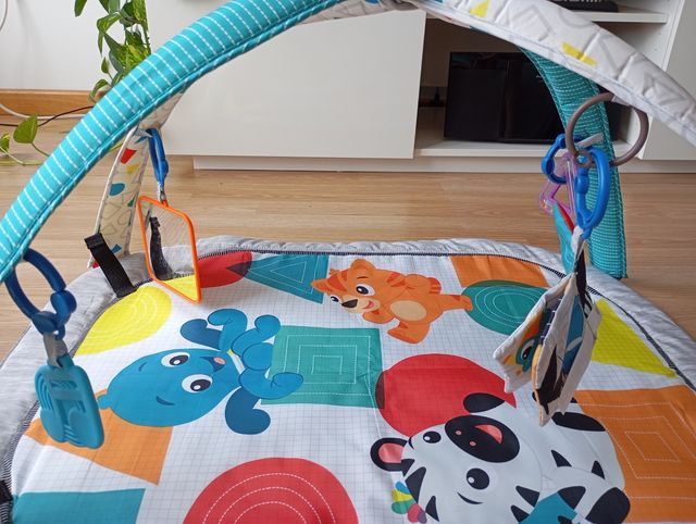 Alfombra juego bebé