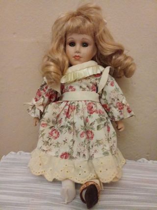 Muñeca porcelana vintage