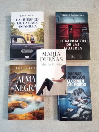 5 novelas de tapa blanda volumen 5