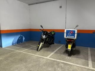 plaza de garaje para moto en Edificio Menesteo