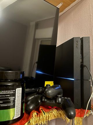 PS4 (PlayStation 4) - FIFA 23 & GTA V