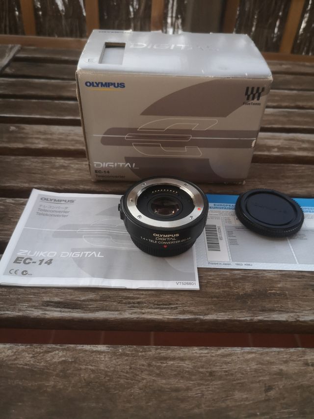 Teleconversor Olympus Zuiko EC-14