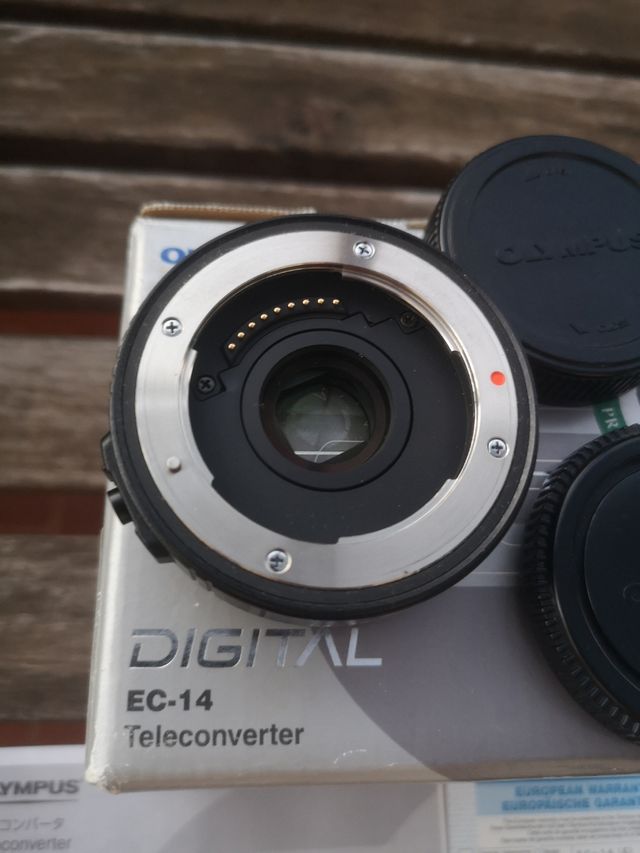 Teleconversor Olympus Zuiko EC-14