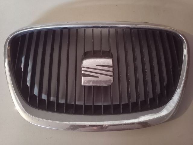 Rejilla frontal Seat 