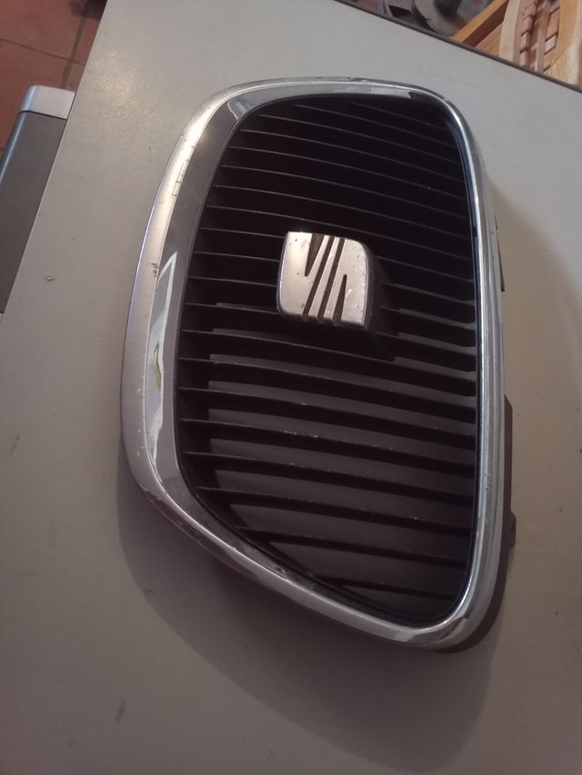 Rejilla frontal Seat 