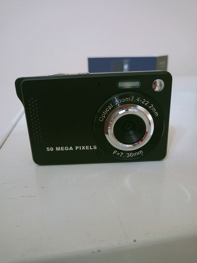 Macchina Fotografica Digitale 50MP