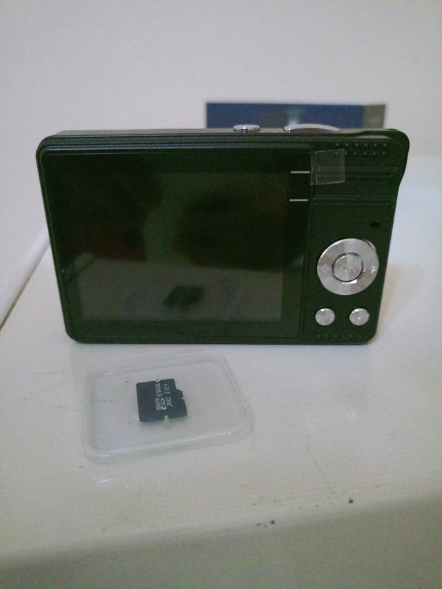 Macchina Fotografica Digitale 50MP