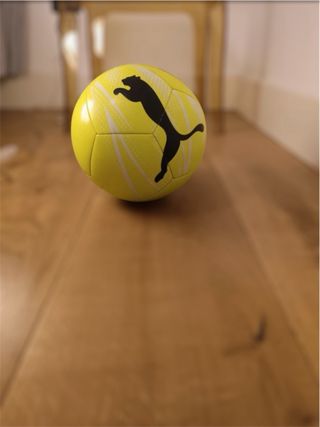 Pallone Puma calcio giallo