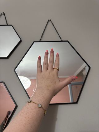 3 Espejos hexagonales negros