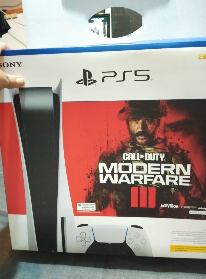 Imagen de Caja vacía ps5 - Call of Duty MWIII