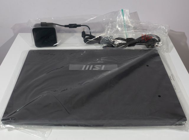 Portátil MSI Modern Negro